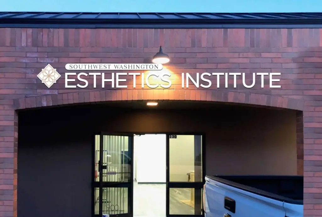 Southwest Washington Esthetics Institute non-illuminated dimensional letters, Longview, WA